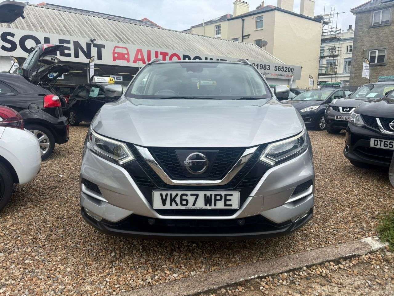 A 2017 NISSAN QASHQAI 1.5 dCi Tekna SUV 5dr Diesel Manual Euro 6 (s/s) (110 ps) A 2017 NISSAN QASHQAI 1.5 dCi Tekna SUV 5dr Diesel Manual Euro 6 (s/s) (110 ps)