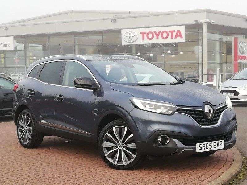 A 2015 RENAULT KADJAR 1.5 dCi Signature Nav SUV 5dr Diesel AUTOMATIC Euro 6 (s/s) (110 ps) A 2015 RENAULT KADJAR 1.5 dCi Signature Nav SUV 5dr Diesel AUTOMATIC Euro 6 (s/s) (110 ps)