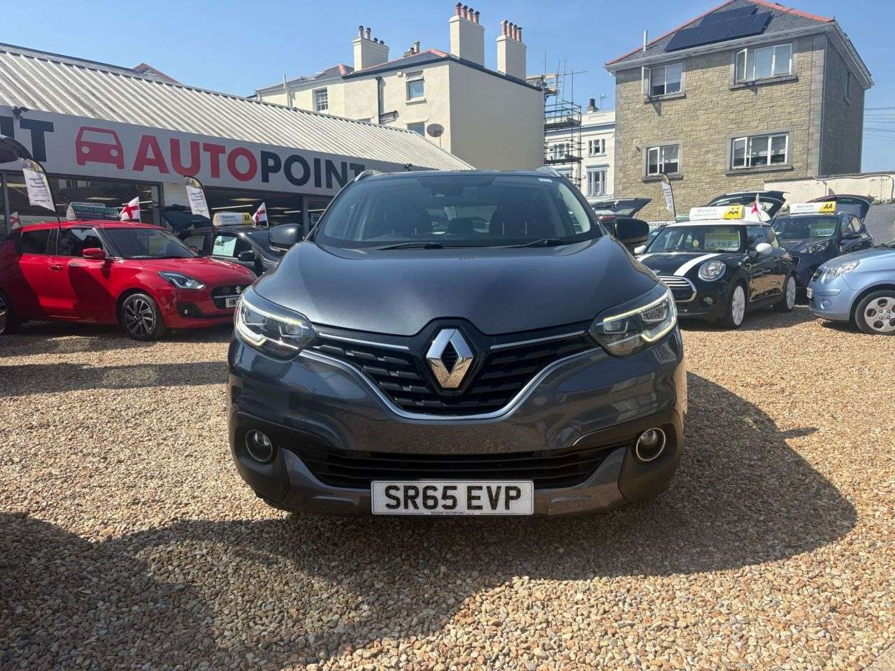 A 2015 RENAULT KADJAR 1.5 dCi Signature Nav SUV 5dr Diesel AUTOMATIC Euro 6 (s/s) (110 ps) A 2015 RENAULT KADJAR 1.5 dCi Signature Nav SUV 5dr Diesel AUTOMATIC Euro 6 (s/s) (110 ps)