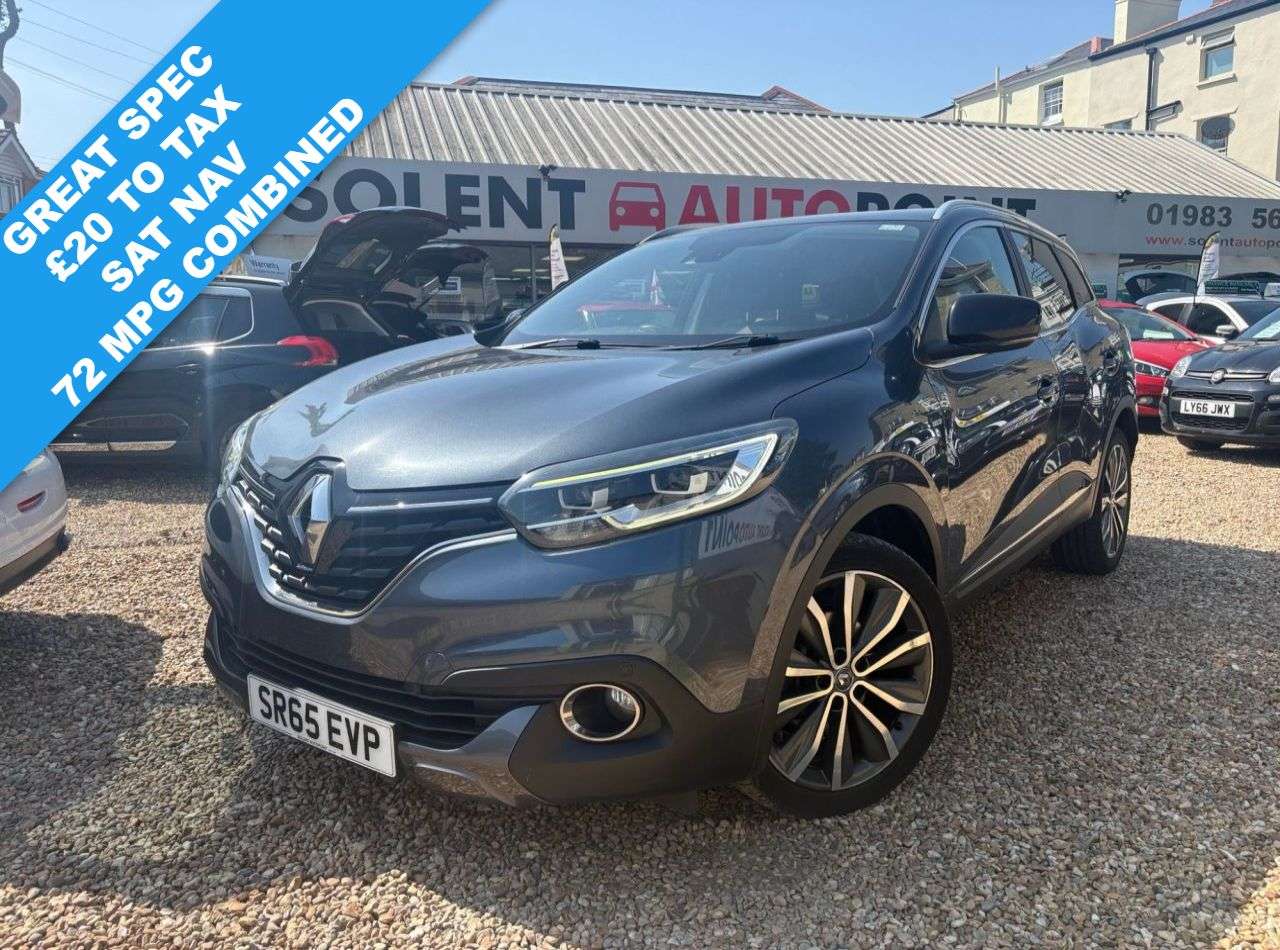 A 2015 RENAULT KADJAR 1.5 dCi Signature Nav SUV 5dr Diesel AUTOMATIC Euro 6 (s/s) (110 ps) A 2015 RENAULT KADJAR 1.5 dCi Signature Nav SUV 5dr Diesel AUTOMATIC Euro 6 (s/s) (110 ps)