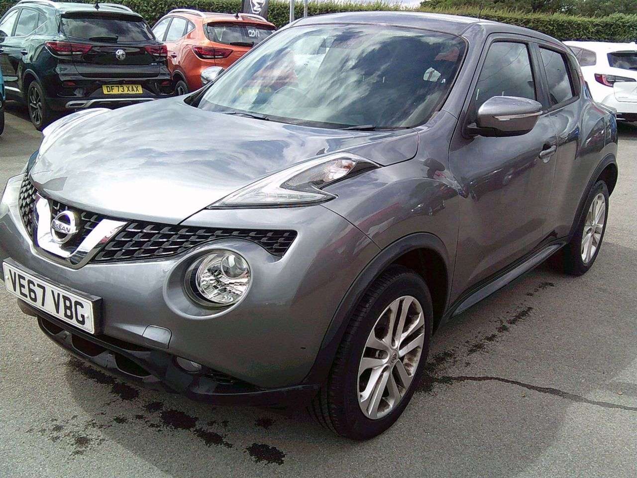 A 2017 NISSAN JUKE 1.5 dCi N-Connecta SUV 5dr Diesel Manual Euro 6 (s/s) (110 ps) A 2017 NISSAN JUKE 1.5 dCi N-Connecta SUV 5dr Diesel Manual Euro 6 (s/s) (110 ps)