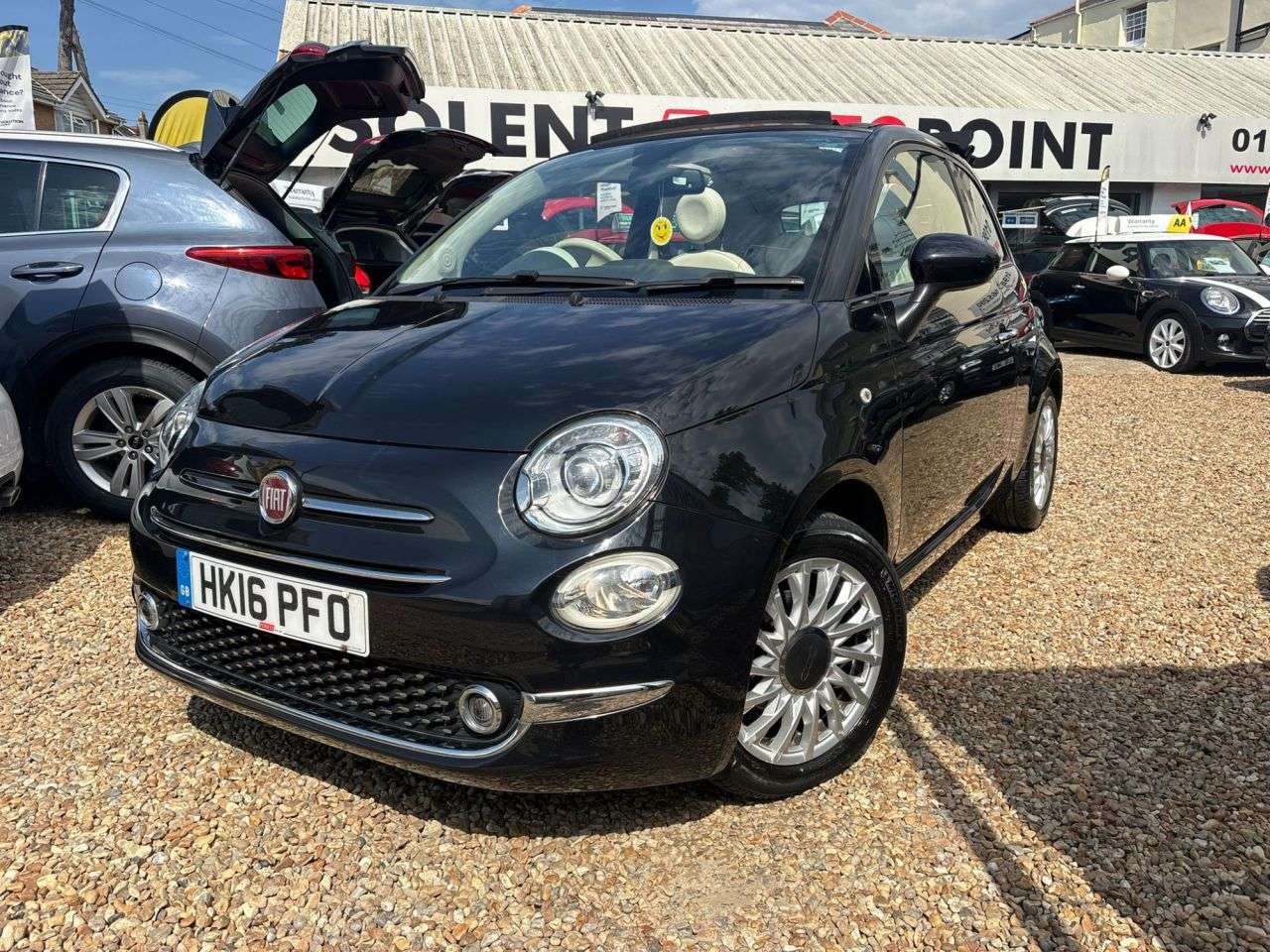 A 2016 FIAT 500C 0.9 TwinAir Lounge Convertible 2dr Petrol Manual Euro 6 (s/s) (105 ps) A 2016 FIAT 500C 0.9 TwinAir Lounge Convertible 2dr Petrol Manual Euro 6 (s/s) (105 ps)