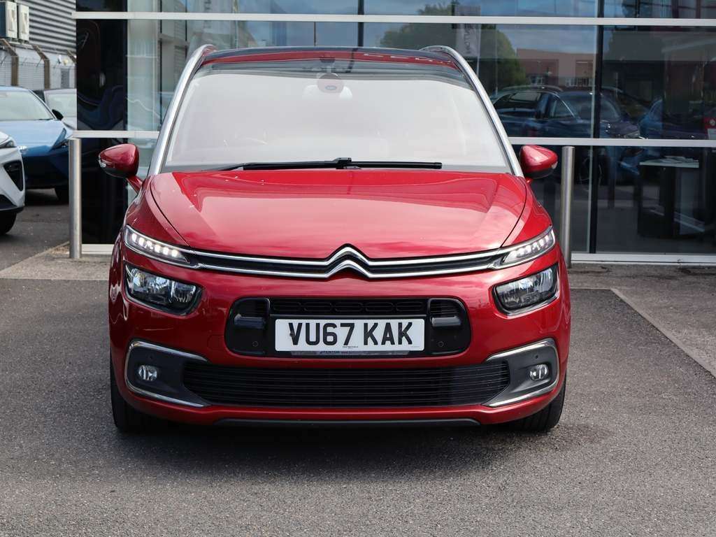 A 2017 CITROEN GRAND C4 PICASSO 1.6 BlueHDi Flair MPV 5dr Diesel EAT6 Euro 6 (s/s) (120 ps) A 2017 CITROEN GRAND C4 PICASSO 1.6 BlueHDi Flair MPV 5dr Diesel EAT6 Euro 6 (s/s) (120 ps)