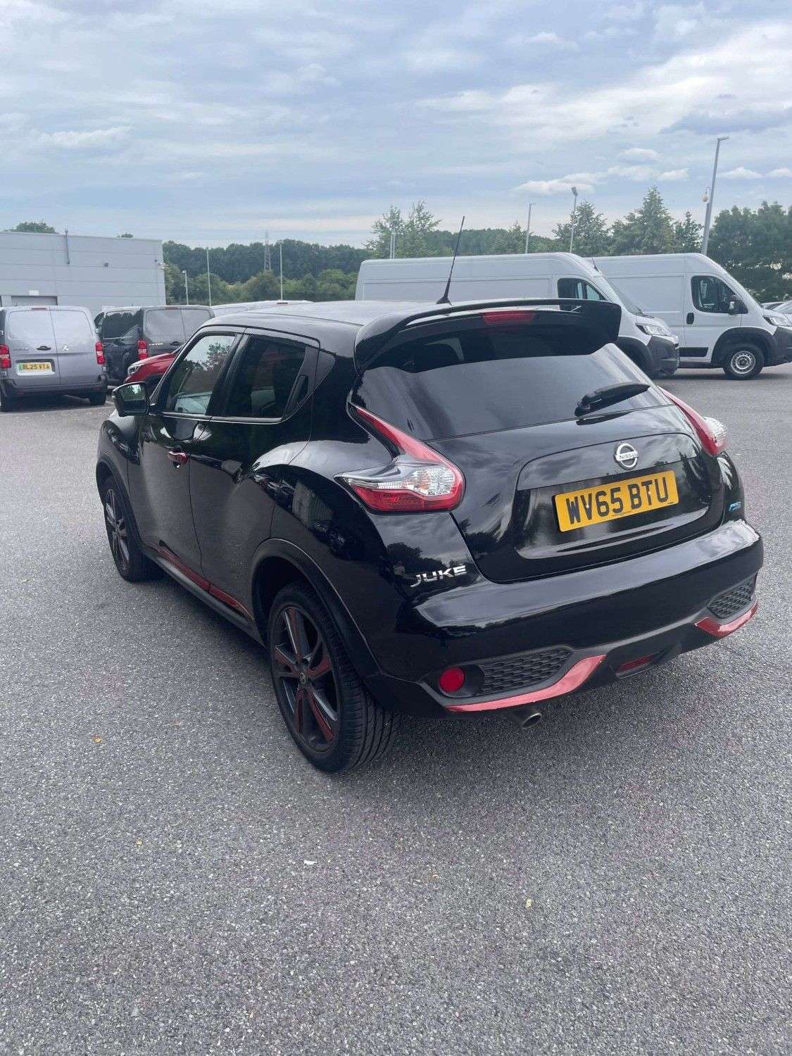 A 2015 NISSAN JUKE 1.5 dCi Acenta Premium SUV 5dr Diesel Manual Euro 6 (s/s) (110 ps) A 2015 NISSAN JUKE 1.5 dCi Acenta Premium SUV 5dr Diesel Manual Euro 6 (s/s) (110 ps)