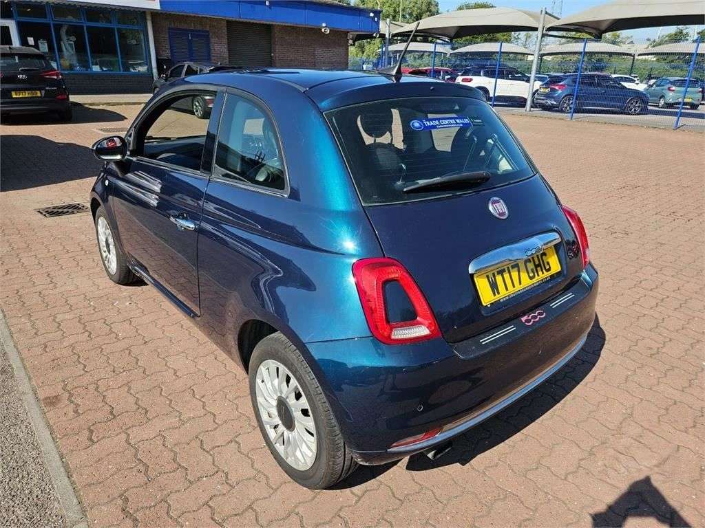 A 2017 FIAT 500 1.2 Lounge Hatchback 3dr Petrol Manual Euro 6 (s/s) (69 bhp) A 2017 FIAT 500 1.2 Lounge Hatchback 3dr Petrol Manual Euro 6 (s/s) (69 bhp)