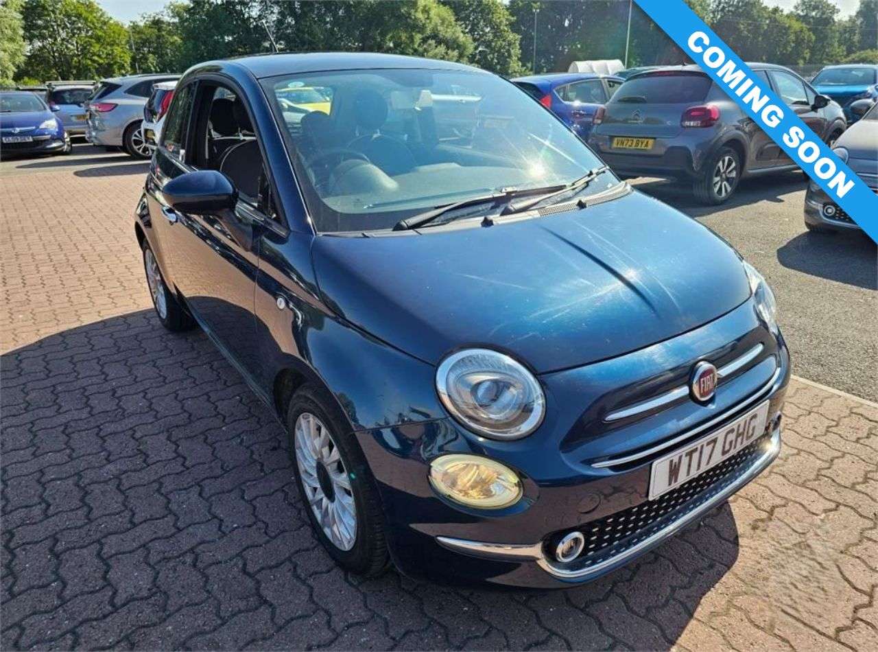 A 2017 FIAT 500 1.2 Lounge Hatchback 3dr Petrol Manual Euro 6 (s/s) (69 bhp) A 2017 FIAT 500 1.2 Lounge Hatchback 3dr Petrol Manual Euro 6 (s/s) (69 bhp)