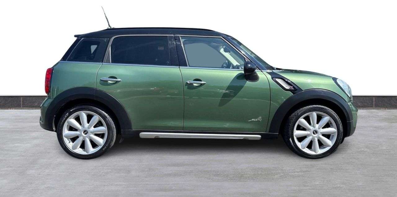 A 2015 MINI COUNTRYMAN 2.0 Cooper SD SUV 5dr Diesel Manual ALL4 Euro 5 (s/s) (143 ps) A 2015 MINI COUNTRYMAN 2.0 Cooper SD SUV 5dr Diesel Manual ALL4 Euro 5 (s/s) (143 ps)