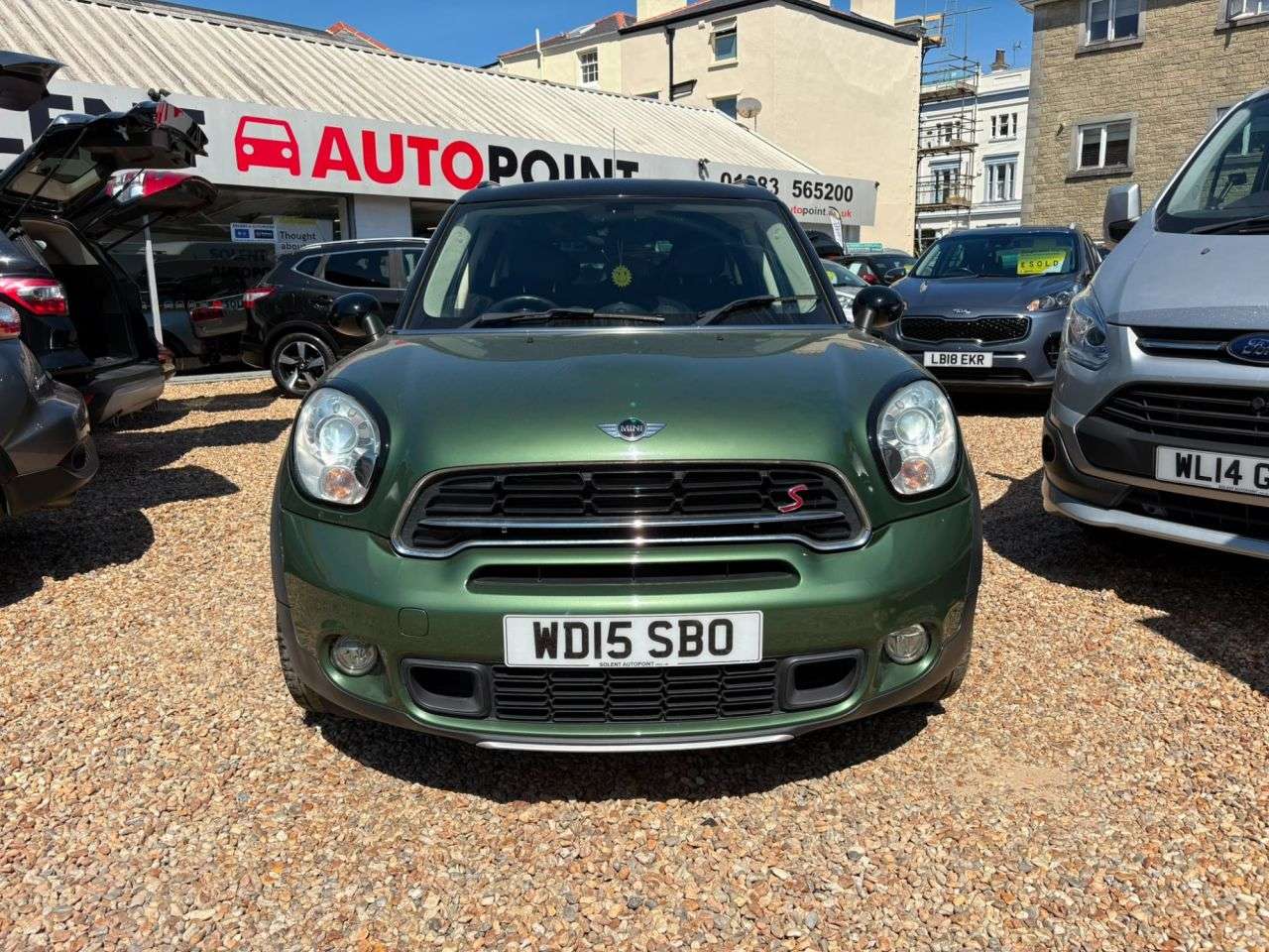A 2015 MINI COUNTRYMAN 2.0 Cooper SD SUV 5dr Diesel Manual ALL4 Euro 5 (s/s) (143 ps) A 2015 MINI COUNTRYMAN 2.0 Cooper SD SUV 5dr Diesel Manual ALL4 Euro 5 (s/s) (143 ps)