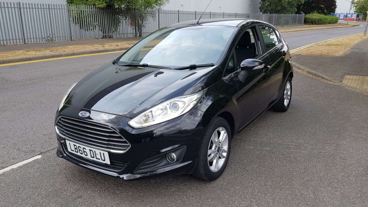 A 2016 FORD FIESTA 1.25 Zetec Hatchback 5dr Petrol Manual Euro 6 (82 ps) A 2016 FORD FIESTA 1.25 Zetec Hatchback 5dr Petrol Manual Euro 6 (82 ps)