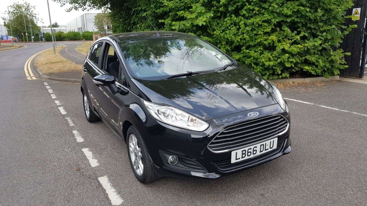 A 2016 FORD FIESTA 1.25 Zetec Hatchback 5dr Petrol Manual Euro 6 (82 ps) A 2016 FORD FIESTA 1.25 Zetec Hatchback 5dr Petrol Manual Euro 6 (82 ps)