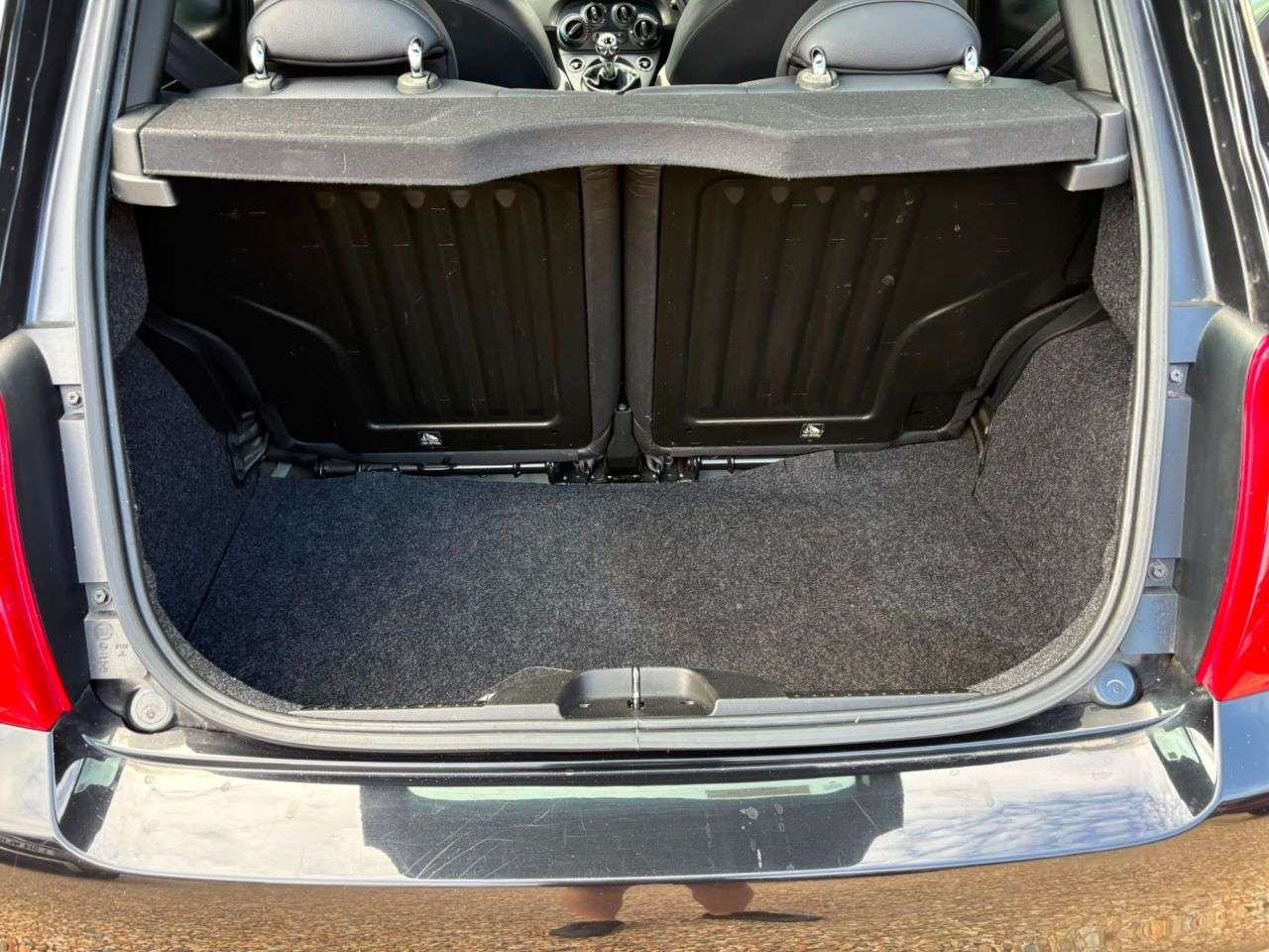 2018 FIAT 500 2018 FIAT 500