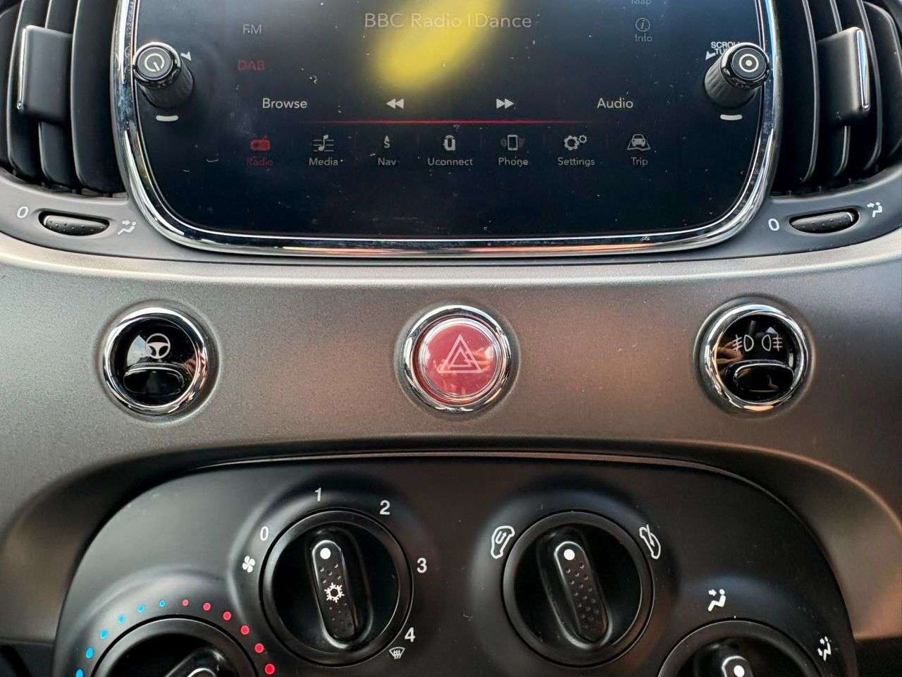 2018 FIAT 500 2018 FIAT 500