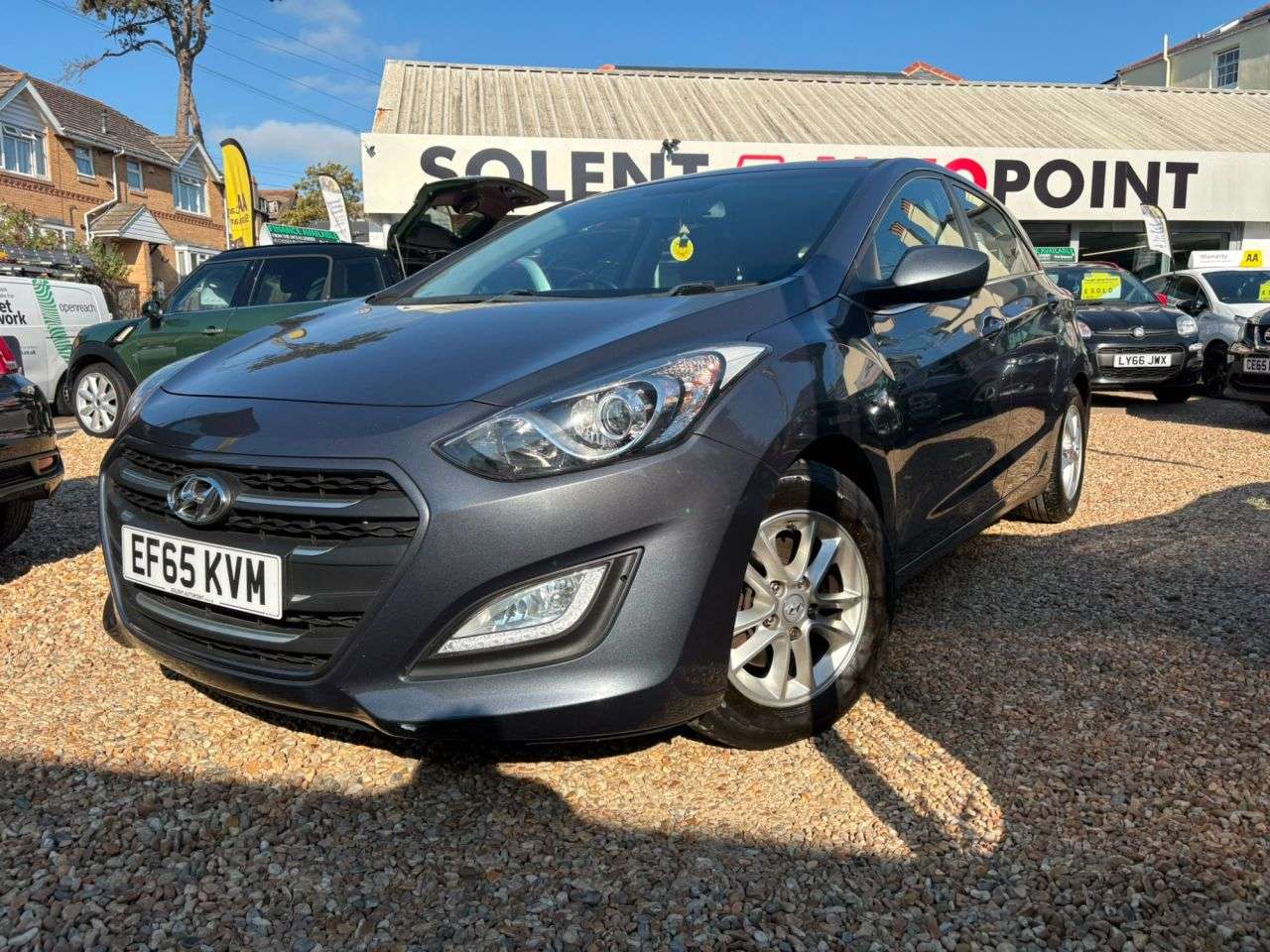 A 2015 HYUNDAI I30 1.6 CRDi Blue Drive SE Hatchback 5dr Diesel Manual Euro 6 (s/s) (110 ps) A 2015 HYUNDAI I30 1.6 CRDi Blue Drive SE Hatchback 5dr Diesel Manual Euro 6 (s/s) (110 ps)