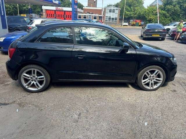 2014 AUDI A1 2014 AUDI A1