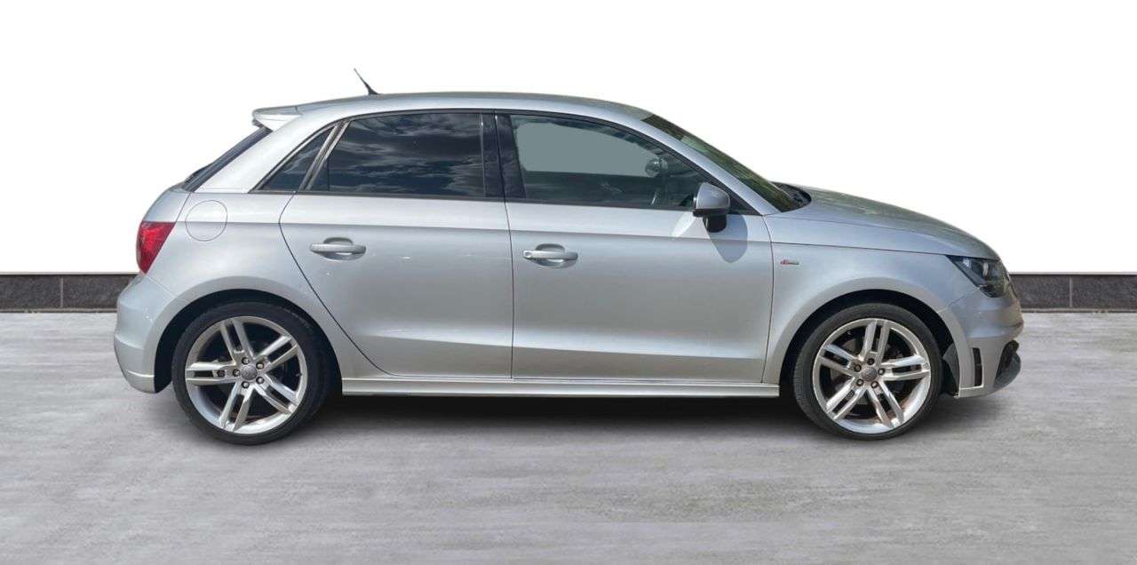 A 2013 AUDI A1 1.4 TFSI S line Sportback 5dr Petrol S Tronic Euro 5 (s/s) (122 ps) A 2013 AUDI A1 1.4 TFSI S line Sportback 5dr Petrol S Tronic Euro 5 (s/s) (122 ps)