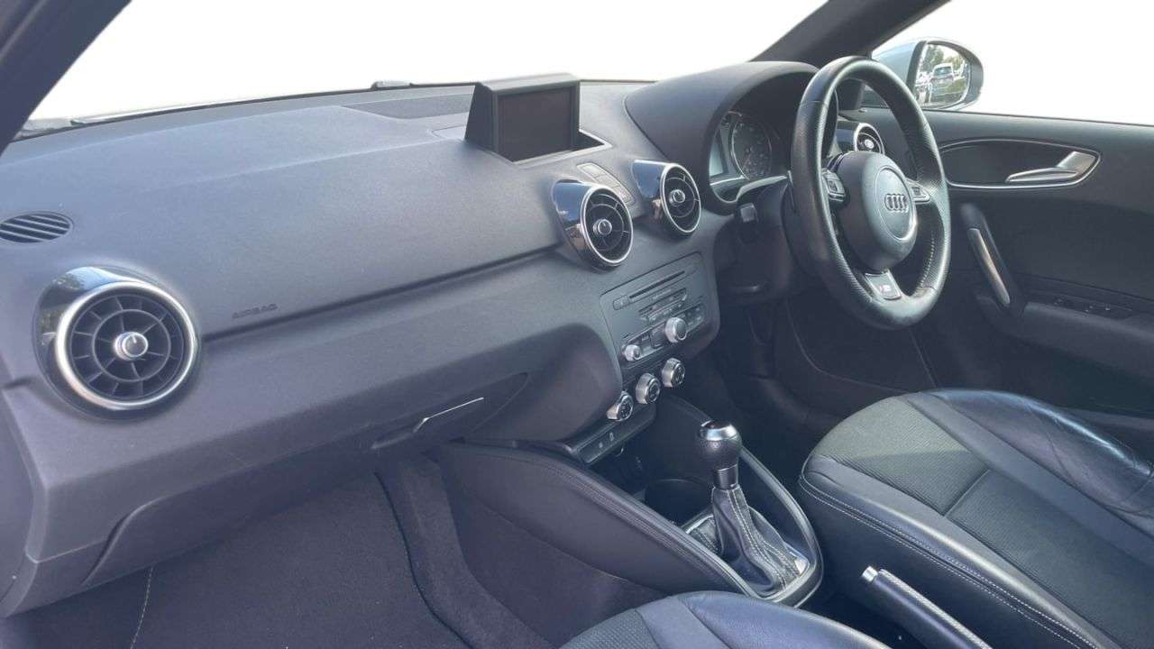 2013 AUDI A1 2013 AUDI A1
