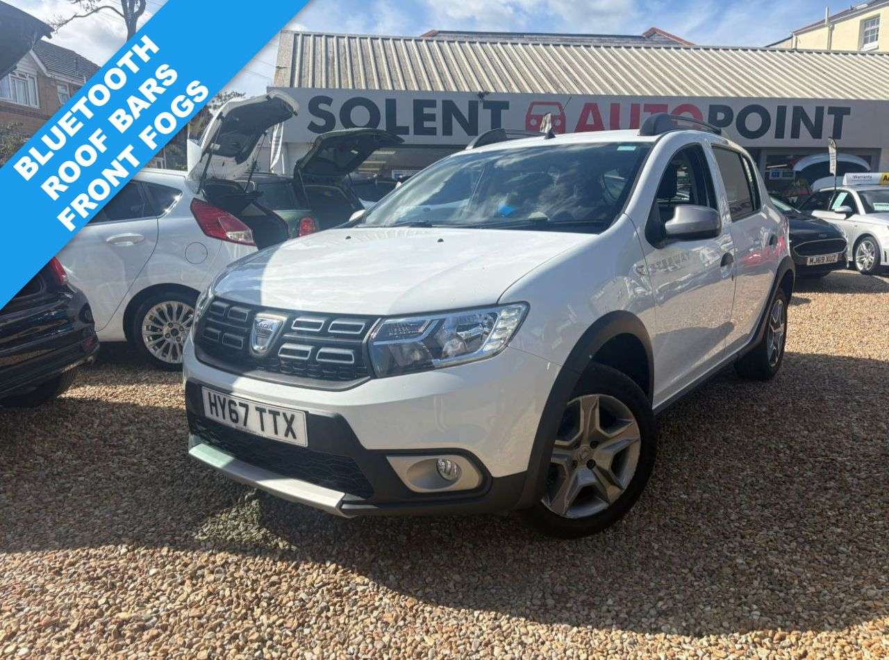 A 2017 DACIA SANDERO STEPWAY 0.9 TCe Ambiance Hatchback 5dr Petrol Manual Euro 6 (s/s) (90 ps) A 2017 DACIA SANDERO STEPWAY 0.9 TCe Ambiance Hatchback 5dr Petrol Manual Euro 6 (s/s) (90 ps)