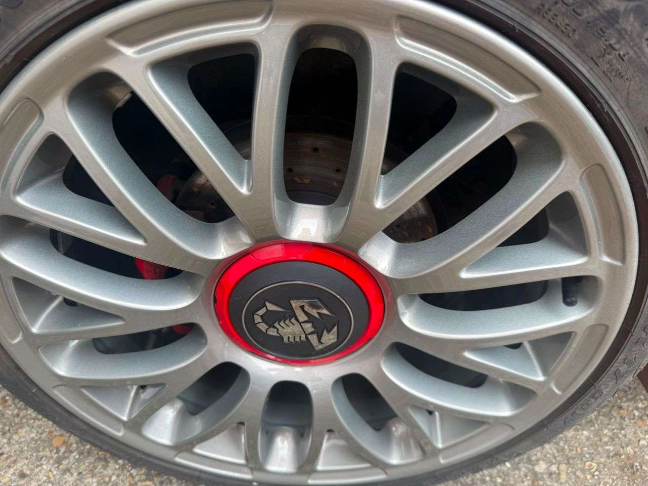 2021 ABARTH 595 2021 ABARTH 595