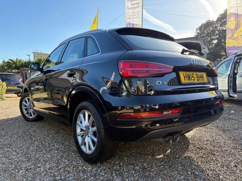 A 2015 AUDI Q3 2.0 TDI SE SUV 5dr Diesel Manual Euro 6 (s/s) (150 ps) A 2015 AUDI Q3 2.0 TDI SE SUV 5dr Diesel Manual Euro 6 (s/s) (150 ps)