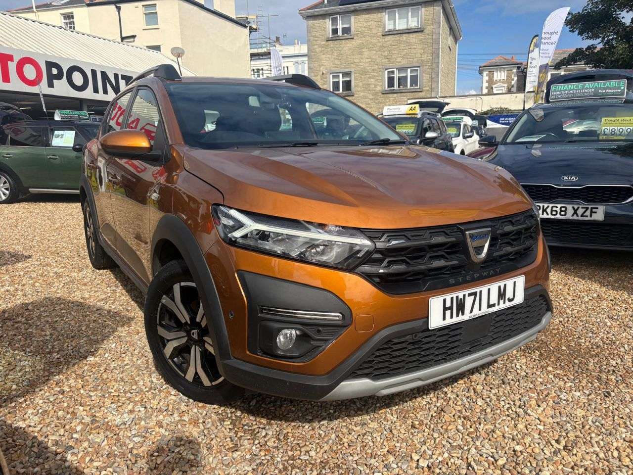 A 2022 DACIA SANDERO STEPWAY 1.0 TCe Prestige Hatchback 5dr Petrol Manual Euro 6 (s/s) (90 ps) A 2022 DACIA SANDERO STEPWAY 1.0 TCe Prestige Hatchback 5dr Petrol Manual Euro 6 (s/s) (90 ps)