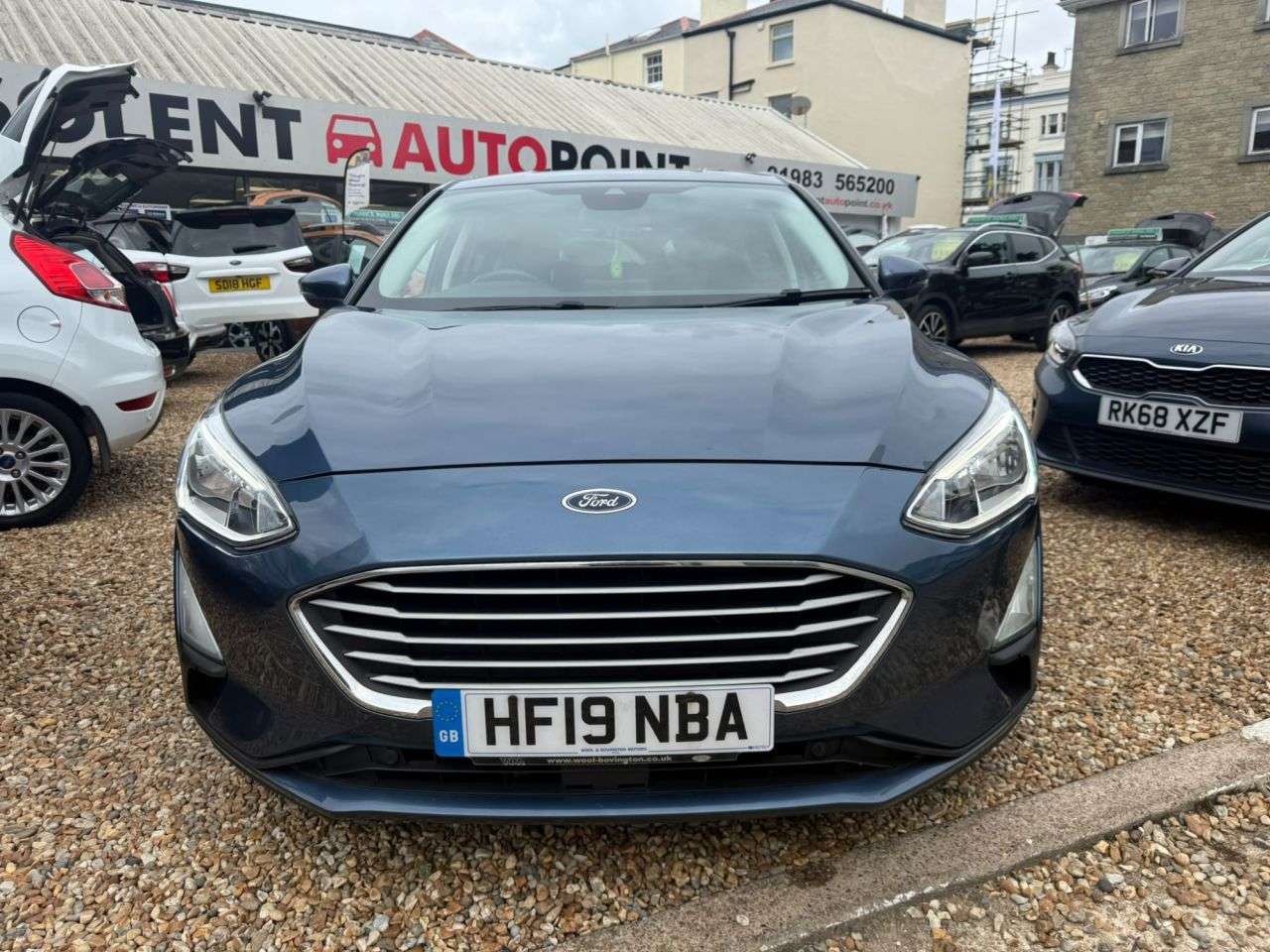 A 2019 FORD FOCUS 1.0T EcoBoost Zetec Hatchback 5dr Petrol Manual Euro 6 (s/s) (125 ps) A 2019 FORD FOCUS 1.0T EcoBoost Zetec Hatchback 5dr Petrol Manual Euro 6 (s/s) (125 ps)