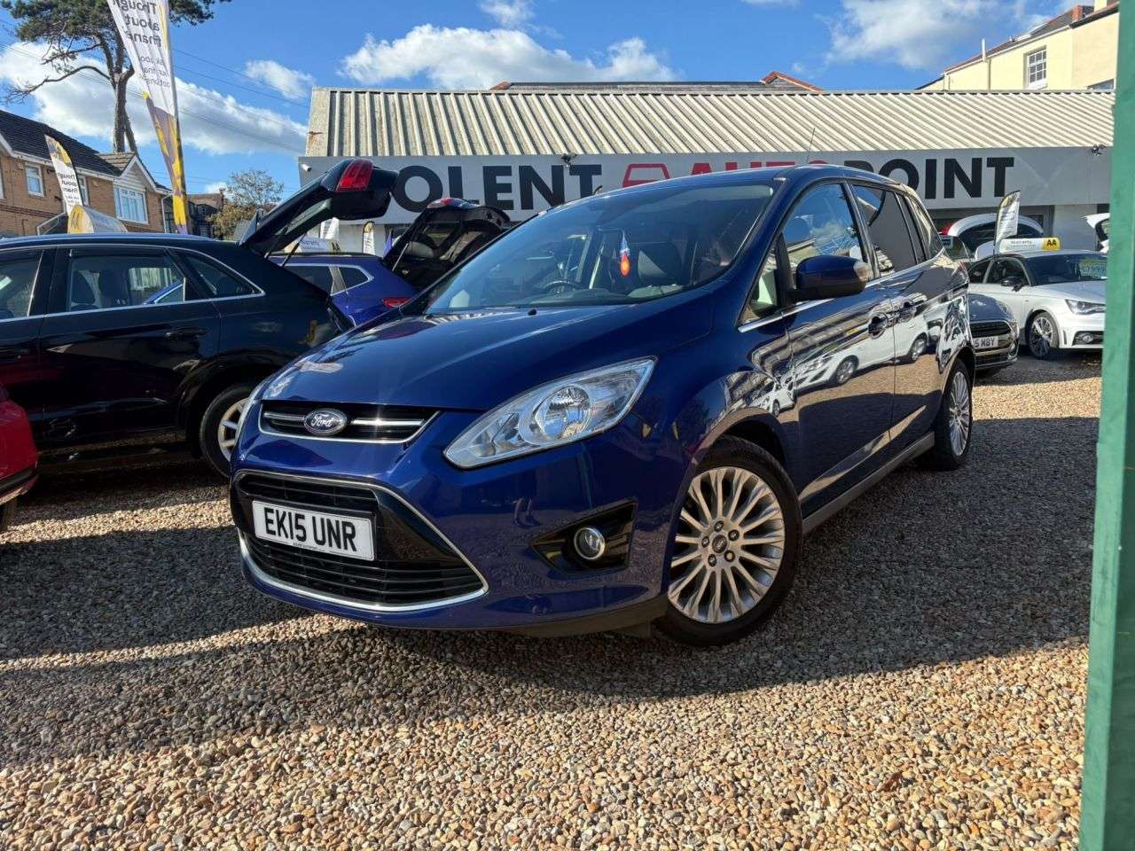 A 2015 FORD GRAND C-MAX 1.6 TDCi Titanium MPV 5dr Diesel Manual Euro 5 7 Seater (115 ps) A 2015 FORD GRAND C-MAX 1.6 TDCi Titanium MPV 5dr Diesel Manual Euro 5 7 Seater (115 ps)