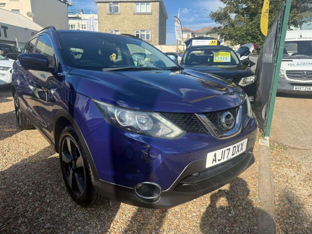A 2017 NISSAN QASHQAI 1.5 dCi N-Connecta SUV 5dr Diesel Manual 2WD Euro 6 (s/s) (110 ps) A 2017 NISSAN QASHQAI 1.5 dCi N-Connecta SUV 5dr Diesel Manual 2WD Euro 6 (s/s) (110 ps)