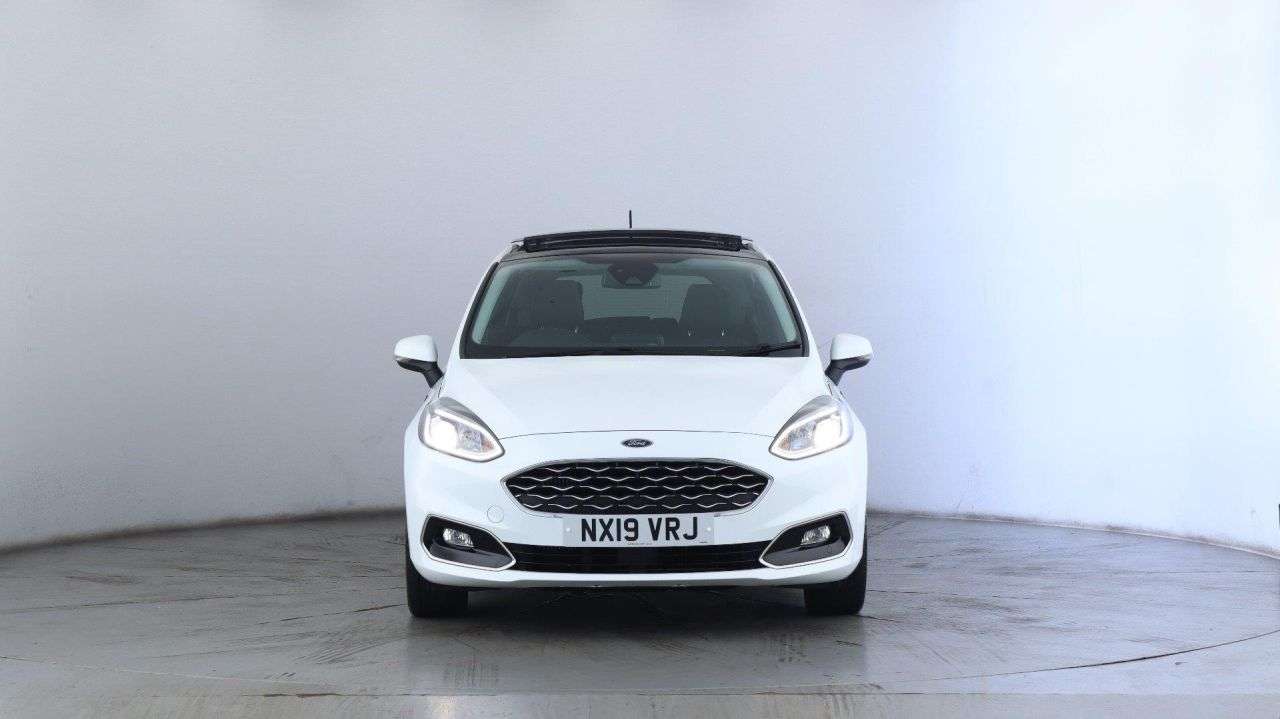 A 2019 FORD FIESTA 1.0T EcoBoost GPF Vignale Hatchback 5dr Petrol Manual Euro 6 (s/s) (125 ps) A 2019 FORD FIESTA 1.0T EcoBoost GPF Vignale Hatchback 5dr Petrol Manual Euro 6 (s/s) (125 ps)
