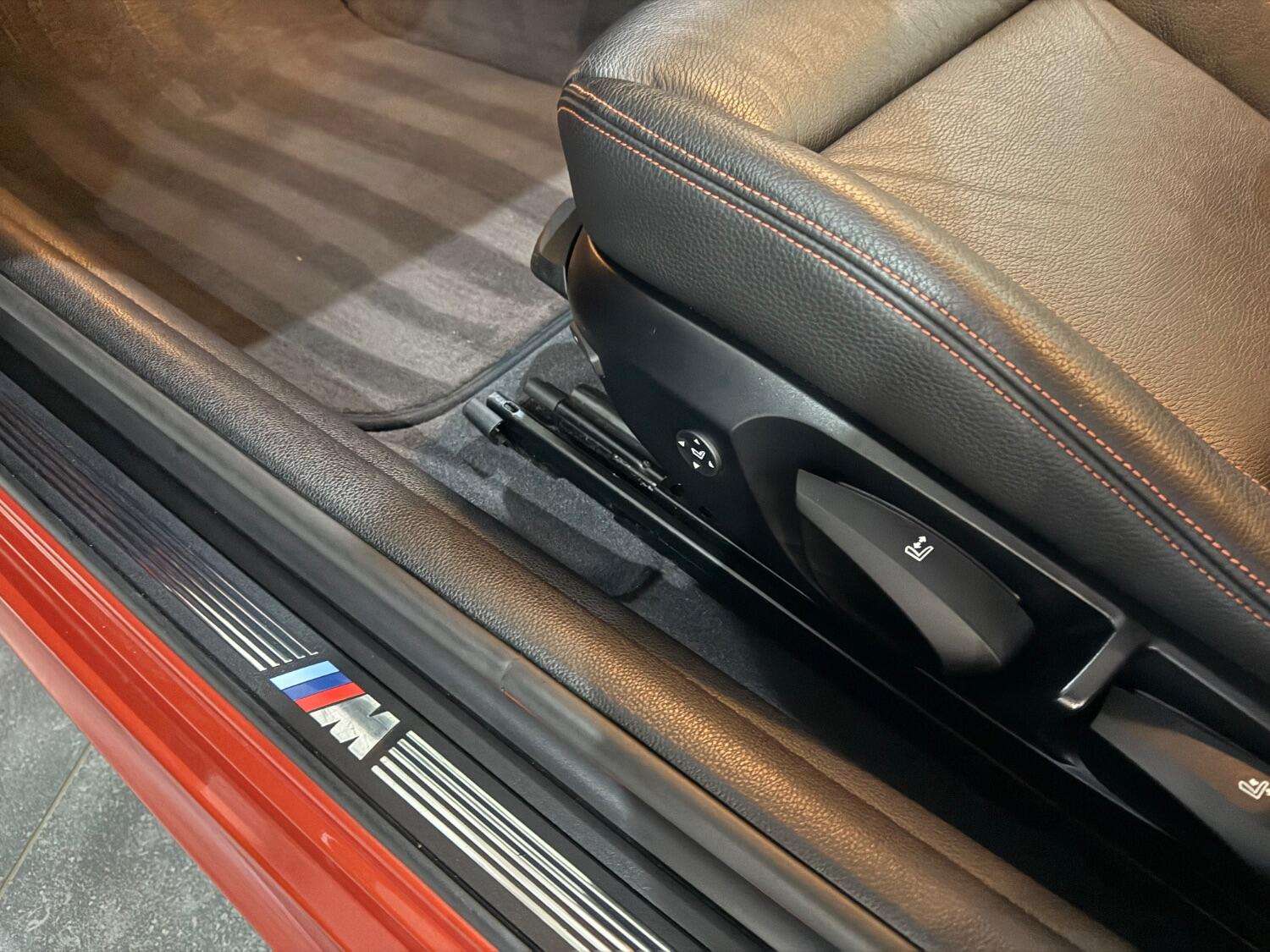 2011 BMW 1 SERIES 2011 BMW 1 SERIES