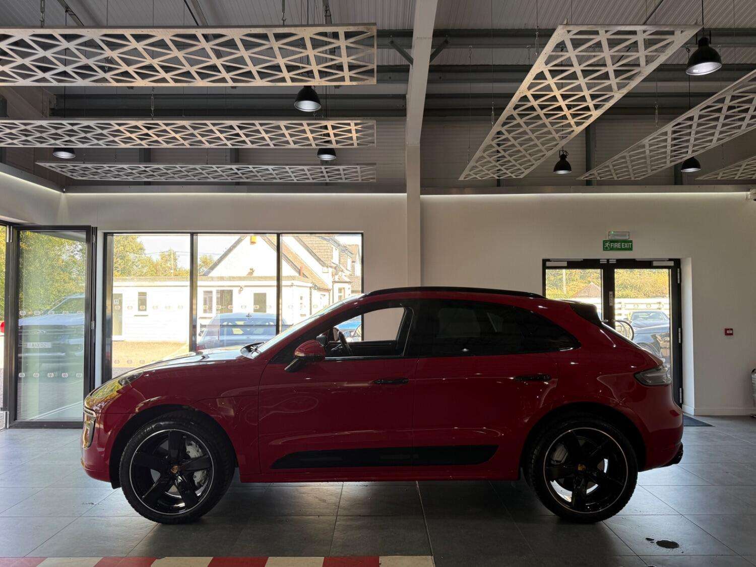 2021 PORSCHE MACAN 2021 PORSCHE MACAN