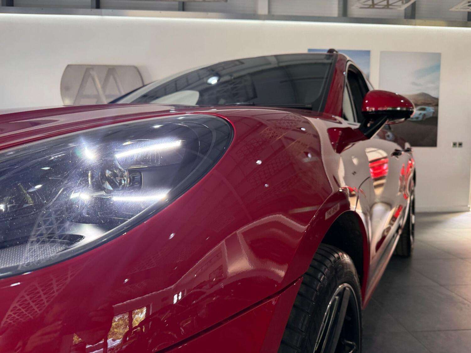 2021 PORSCHE MACAN 2021 PORSCHE MACAN