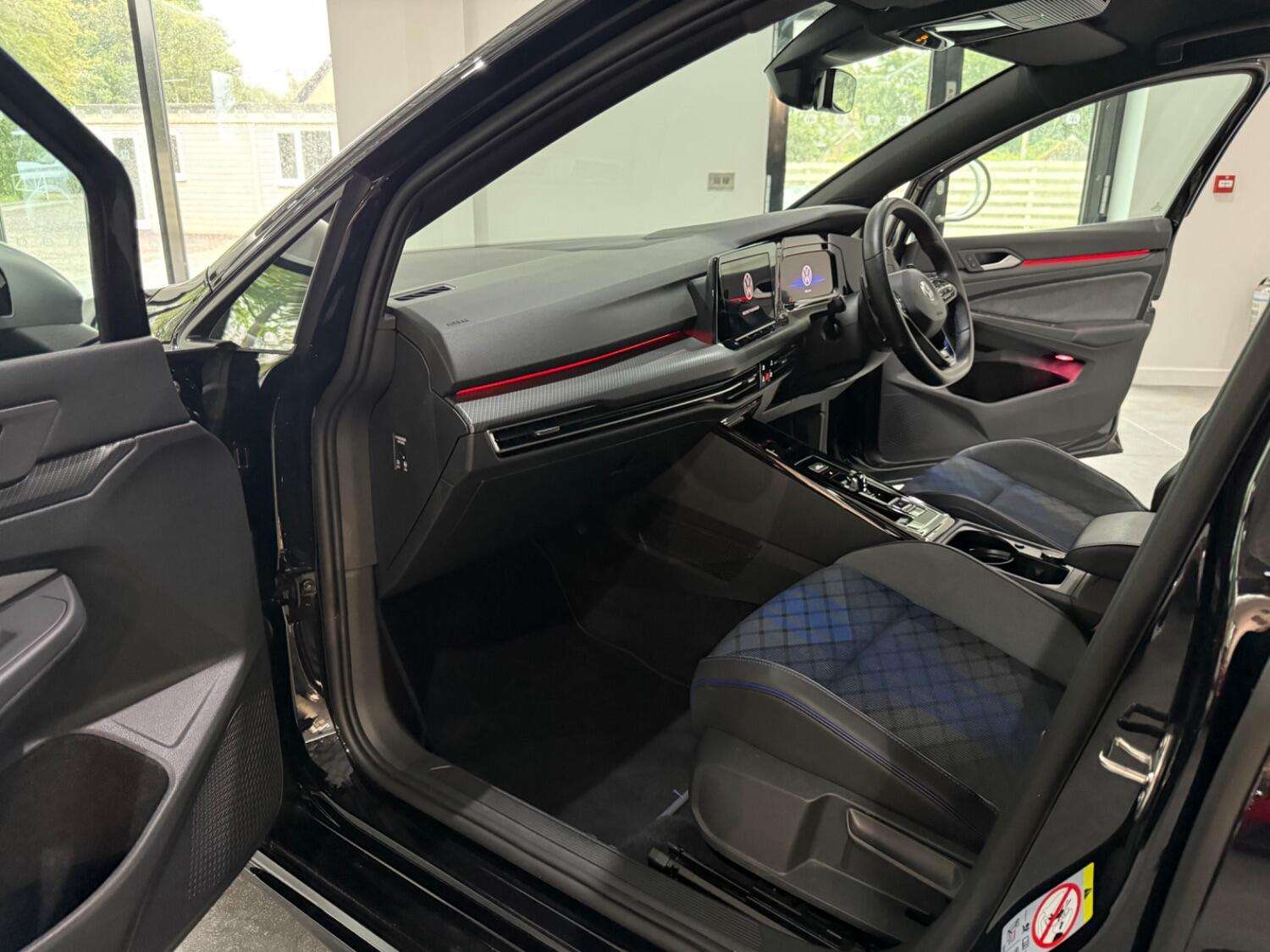 2022 VOLKSWAGEN GOLF 2022 VOLKSWAGEN GOLF