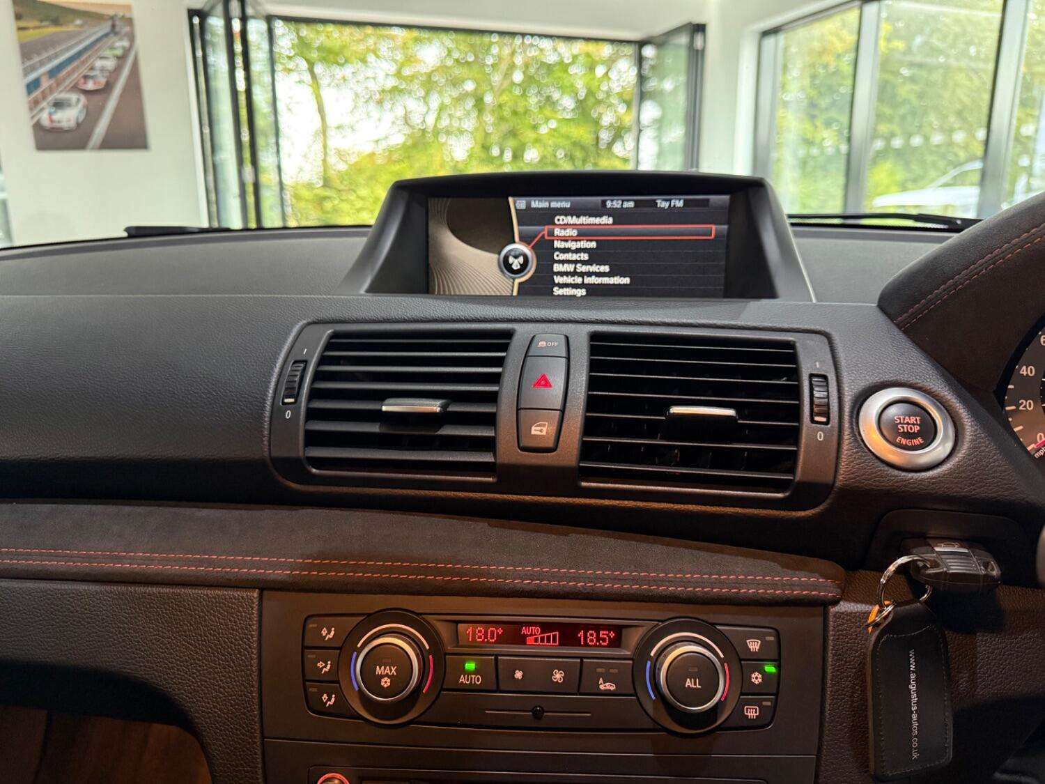 2011 BMW 1 SERIES 2011 BMW 1 SERIES