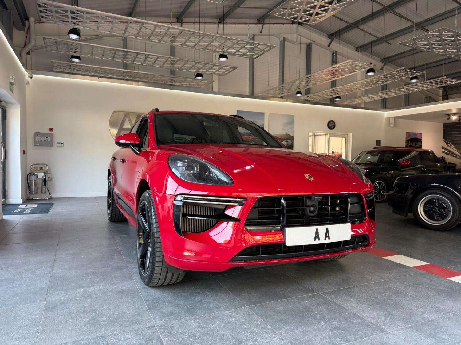 2021 PORSCHE MACAN 2021 PORSCHE MACAN