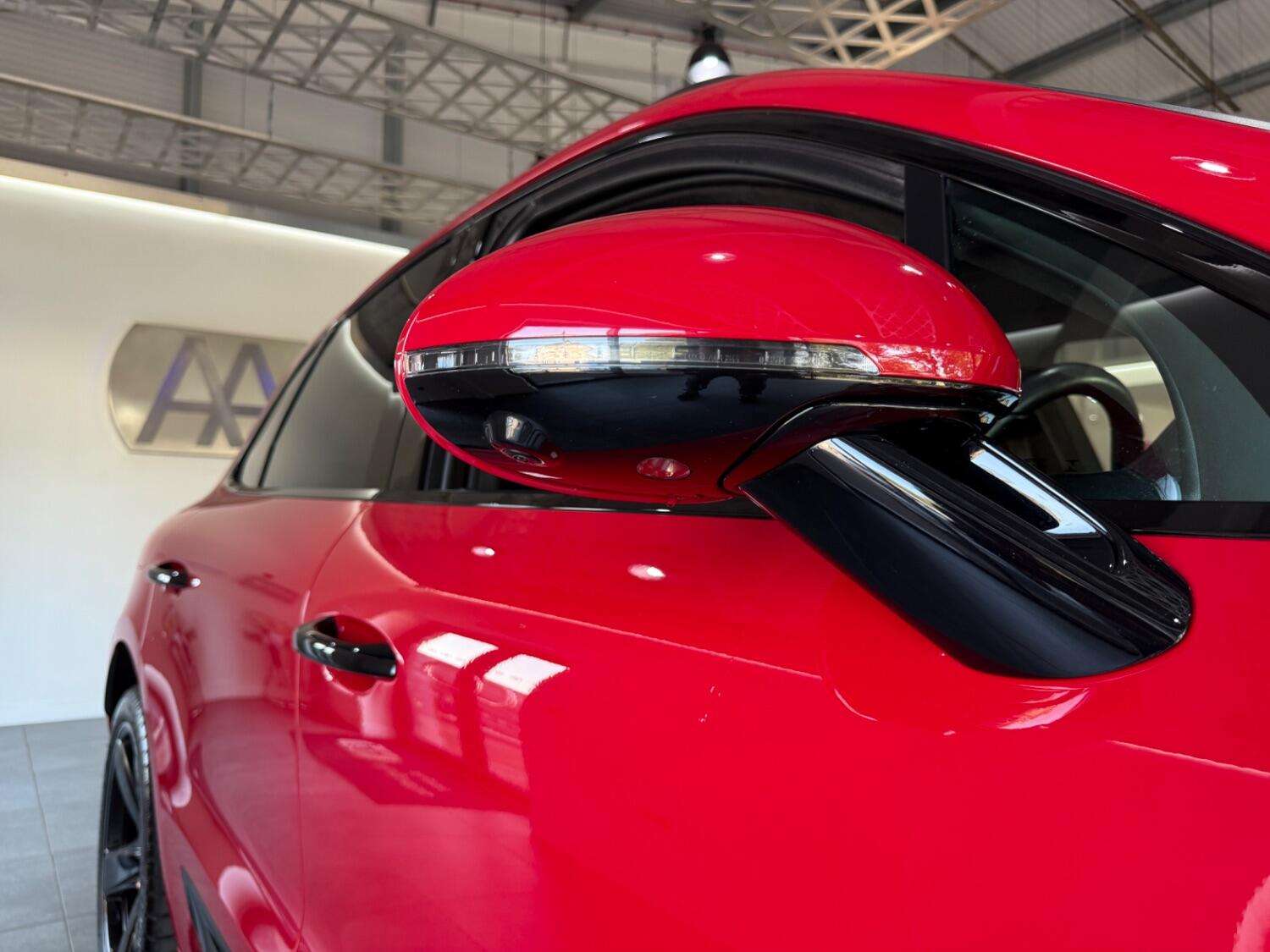 2021 PORSCHE MACAN 2021 PORSCHE MACAN