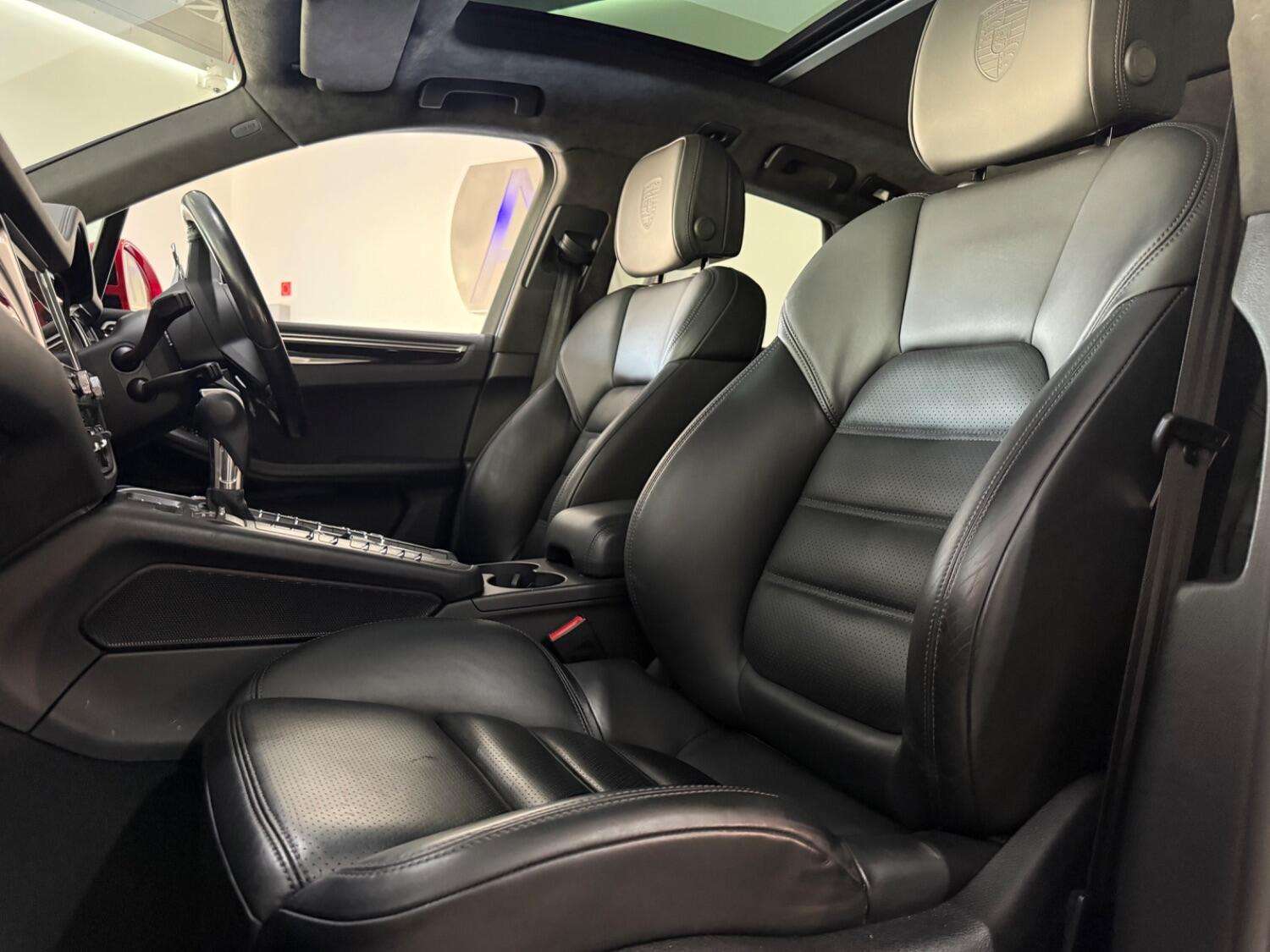 2021 PORSCHE MACAN 2021 PORSCHE MACAN