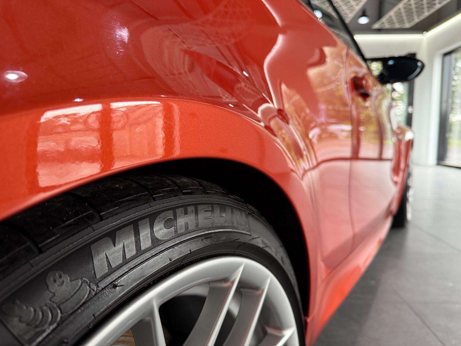 2011 BMW 1 SERIES 2011 BMW 1 SERIES