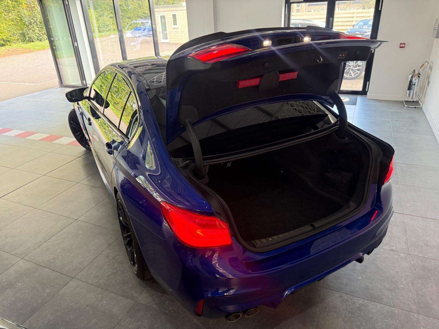 2018 BMW M5 2018 BMW M5