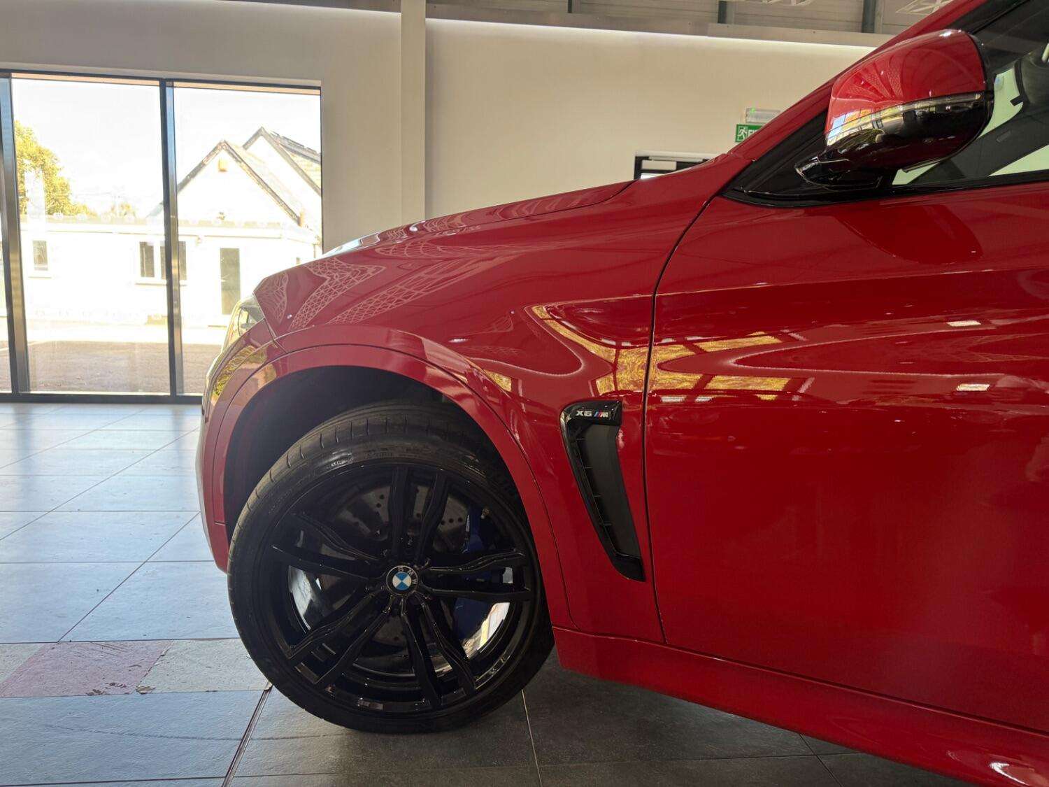 A 2023 BMW X6 4.4 X6 M A 2023 BMW X6 4.4 X6 M