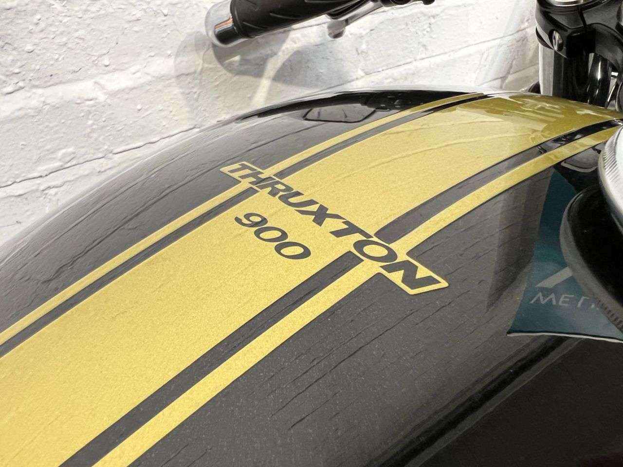 2016 TRIUMPH THRUXTON 2016 TRIUMPH THRUXTON