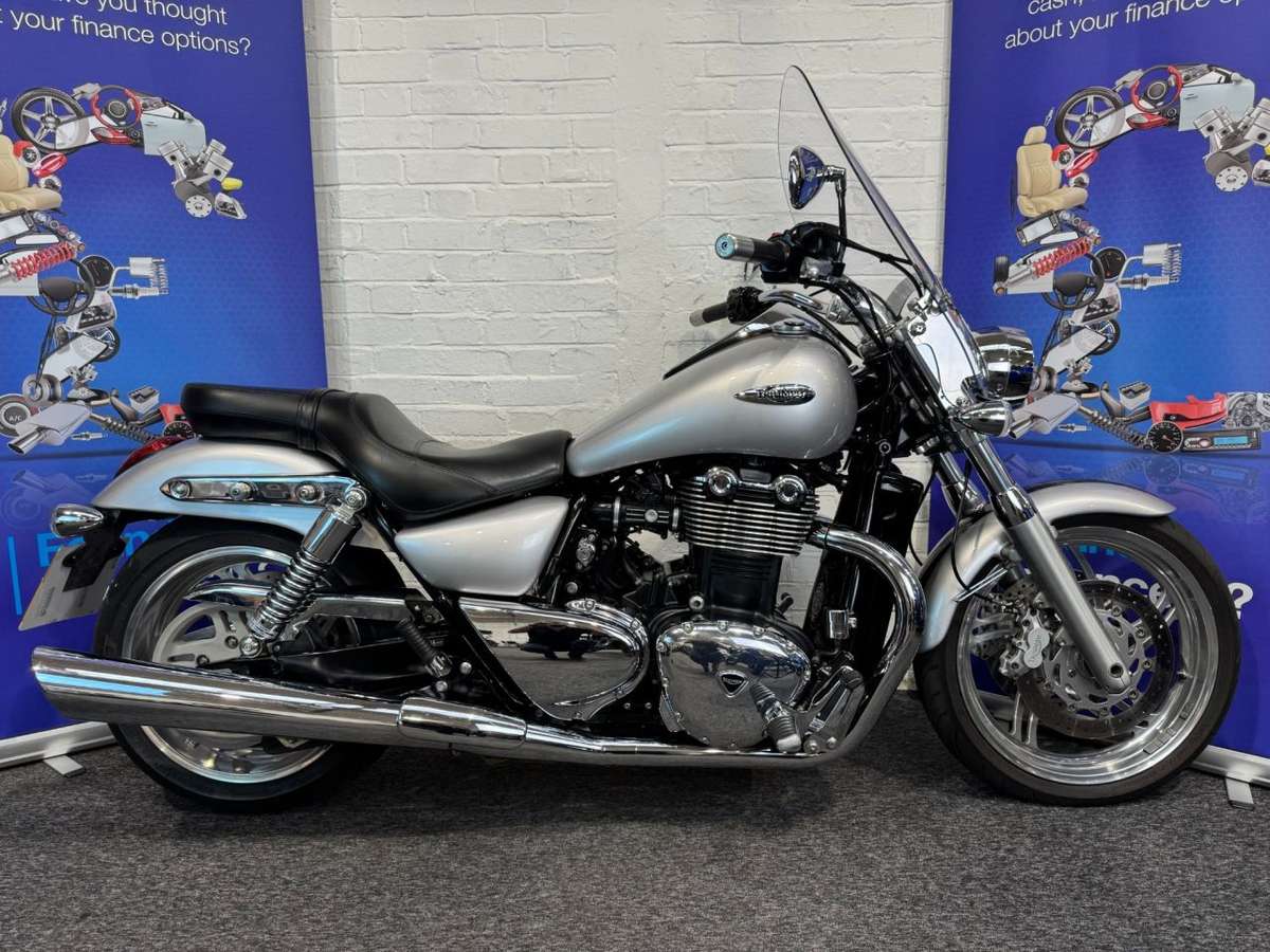 Check out this Triumph Thunderbird 1600 2009 Petrol Manual