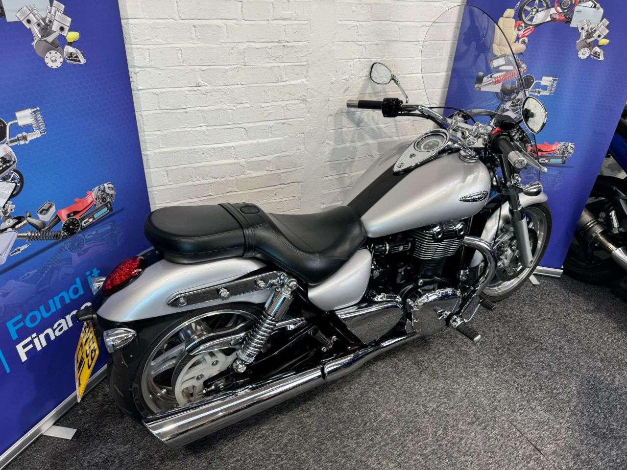 2009 TRIUMPH THUNDERBIRD 1600 2009 TRIUMPH THUNDERBIRD 1600