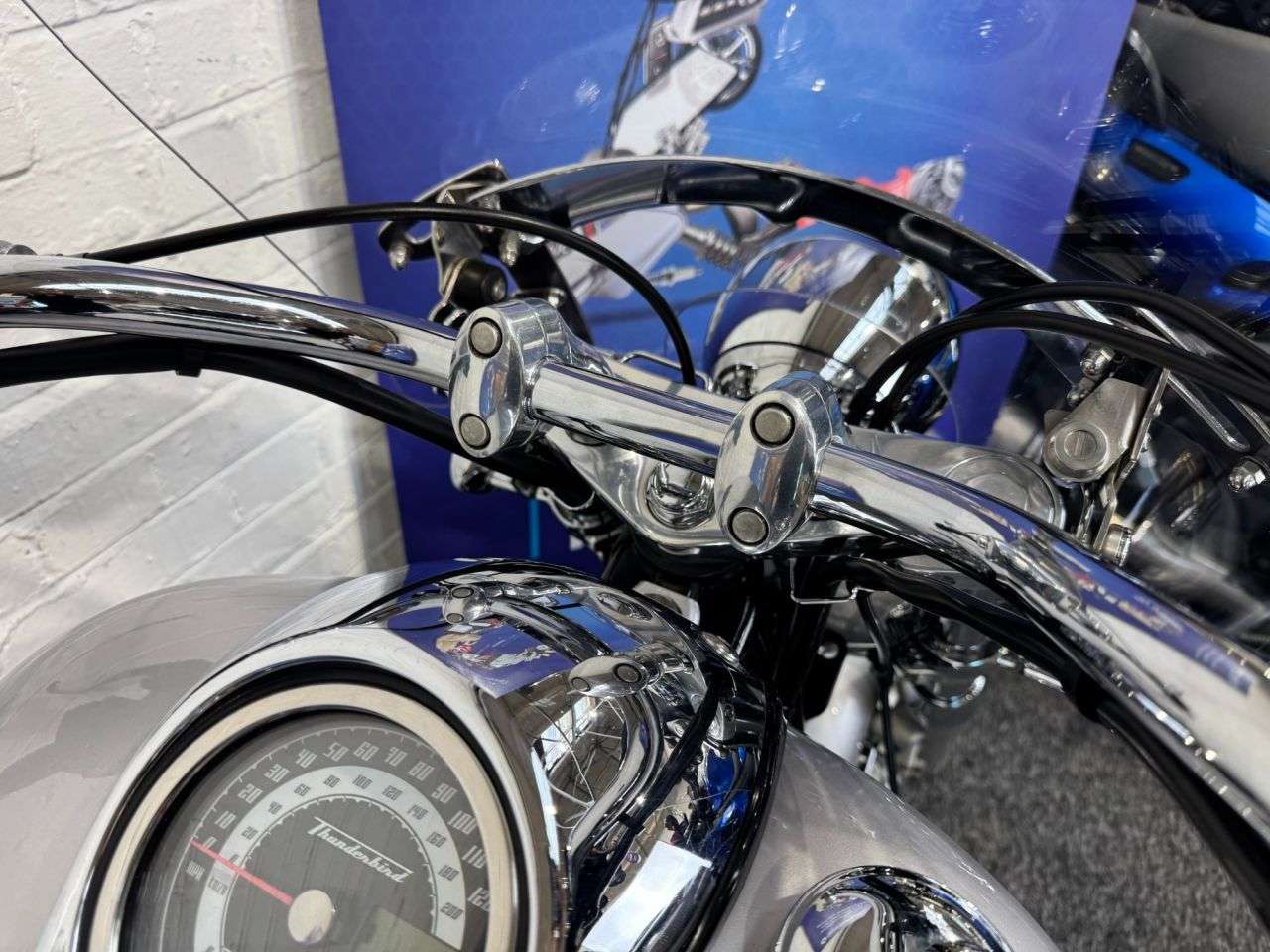 2009 TRIUMPH THUNDERBIRD 1600 2009 TRIUMPH THUNDERBIRD 1600