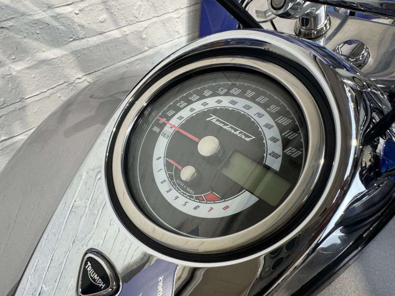 2009 TRIUMPH THUNDERBIRD 1600 2009 TRIUMPH THUNDERBIRD 1600