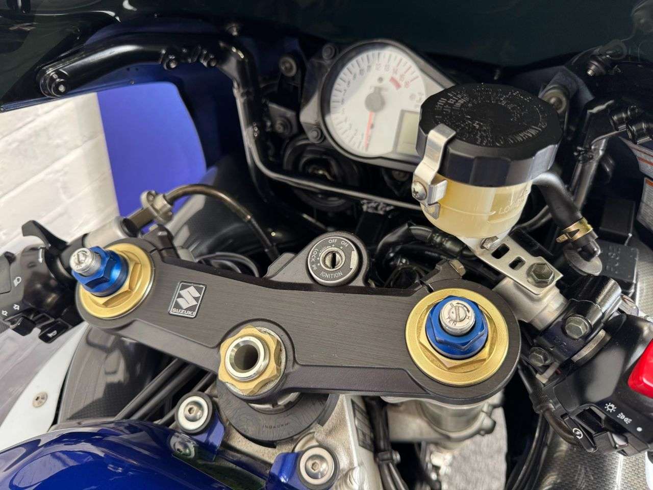 2000 SUZUKI GSX-R750 2000 SUZUKI GSX-R750