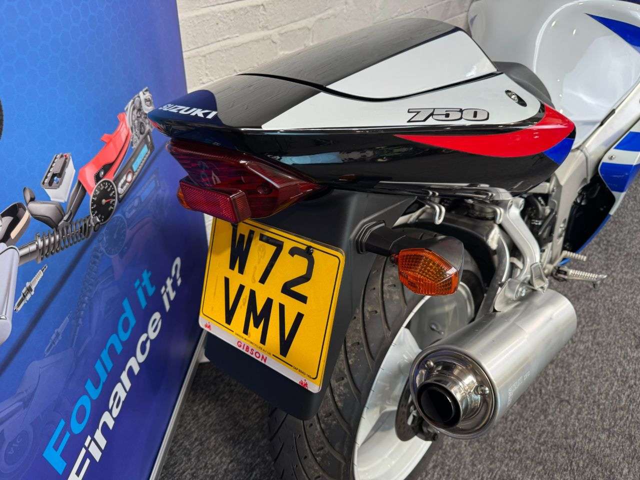 2000 SUZUKI GSX-R750 2000 SUZUKI GSX-R750