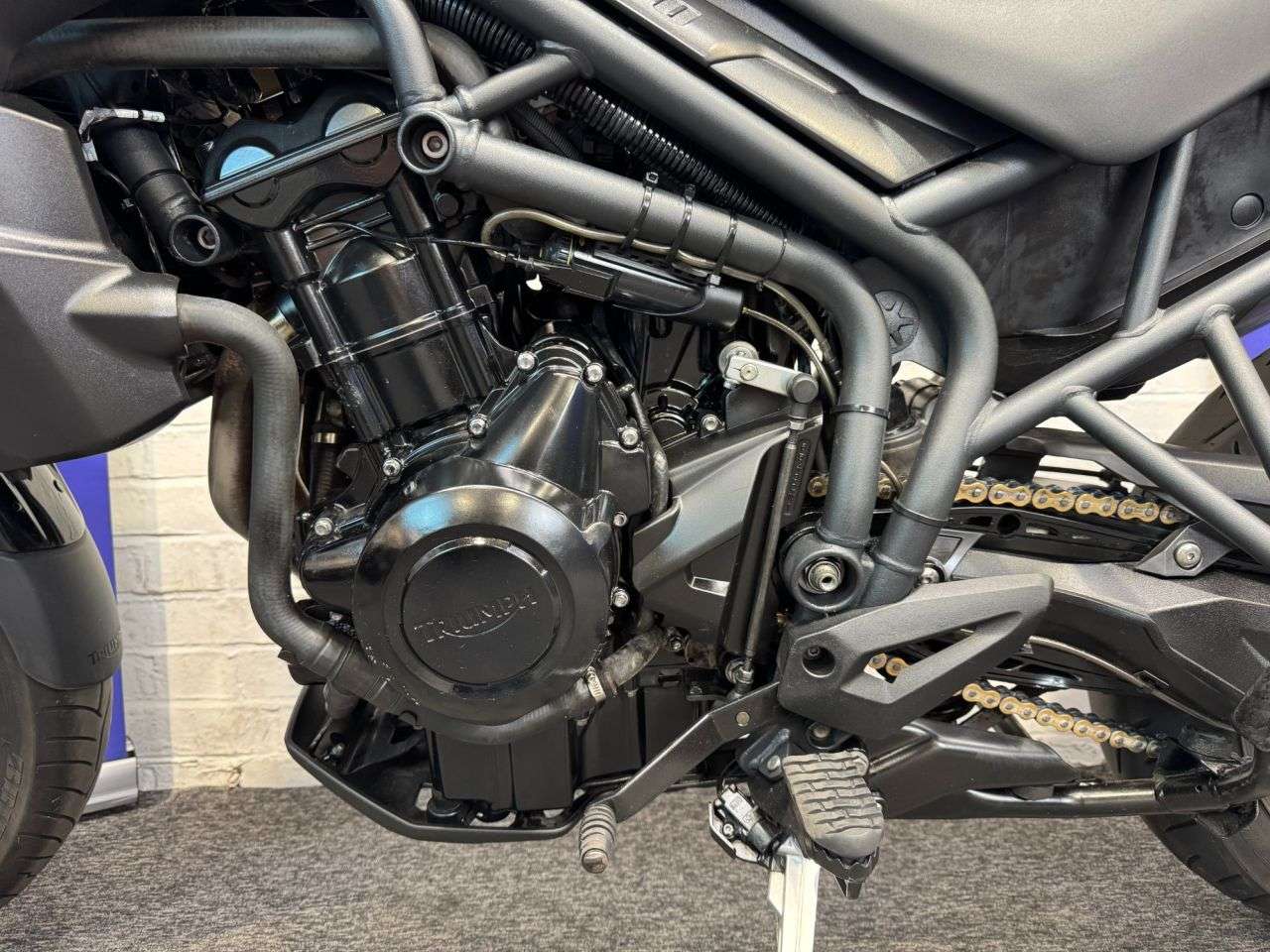 2013 TRIUMPH TIGER 800 2013 TRIUMPH TIGER 800