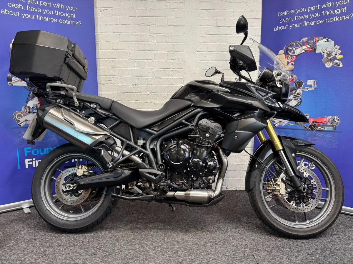 Check out this Triumph Tiger 800 2013 Petrol Manual