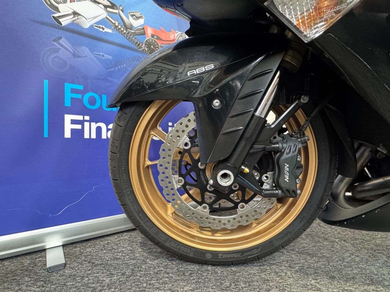 2010 KAWASAKI ZZR1400 2010 KAWASAKI ZZR1400