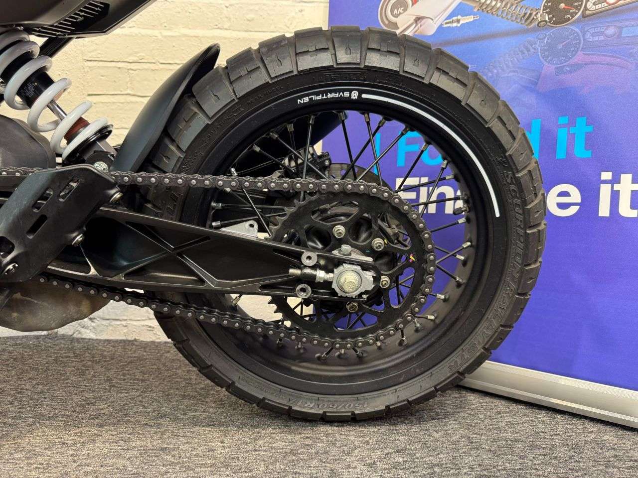 2023 HUSQVARNA SVARTPILEN 401 2023 HUSQVARNA SVARTPILEN 401